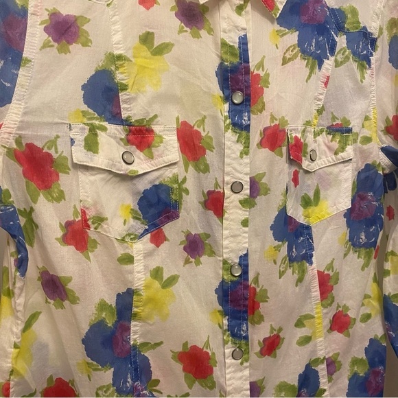 OLD NAVY Women's Medium lightweight gauzy Pearl snap button up western floral - Picture 4 of 5